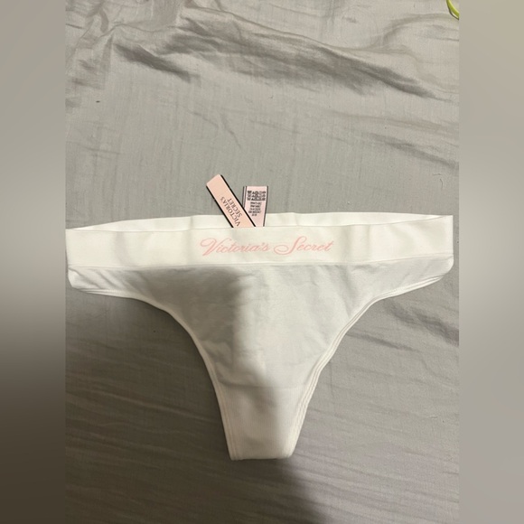Victoria’s Secret White Seamless Thong Panty - Picture 1 of 4